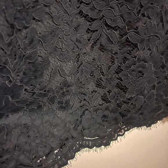 Beautiful Talbots black lace skirt never worn - Picture 2 of 3